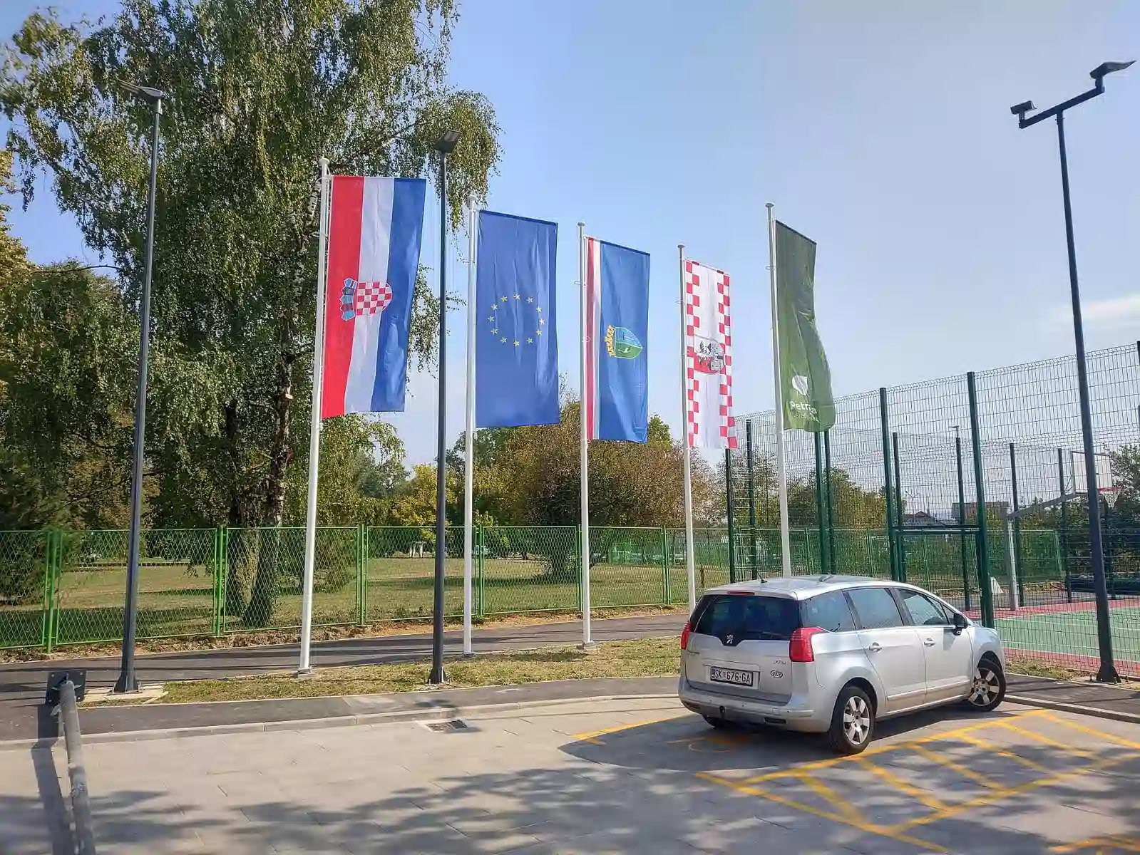 16. Srednja škola Petrinja (Durmax)